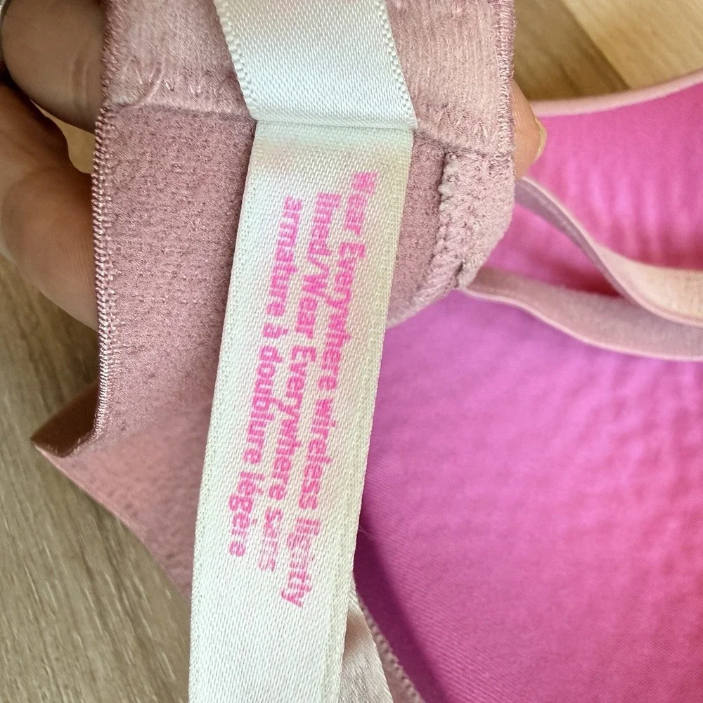 Victoria's Secret Pink‎ Women's Wear Everywhere Wireless 32DD Lightly Lined Bra